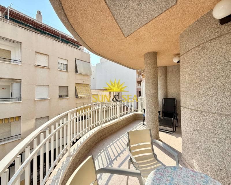 2 makuuhuone Huoneisto vuokrattavana paikassa Torrevieja - 650 € (Ref: 9187276)