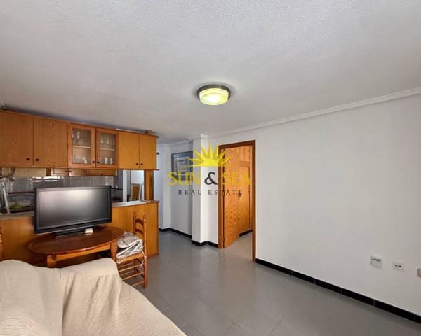 3 soverom Leilighet til leie i Avenida Habaneras - Curva de Palangre, Torrevieja - € 800 (Ref: 9187278)