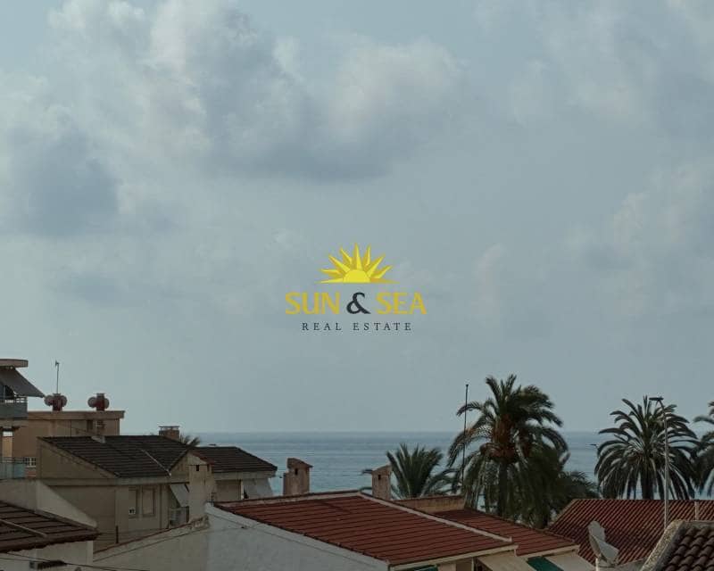 3 makuuhuone Huoneisto vuokrattavana paikassa Santa Pola mukana uima-altaan 
autotalli - 900 € (Ref: 9187852)