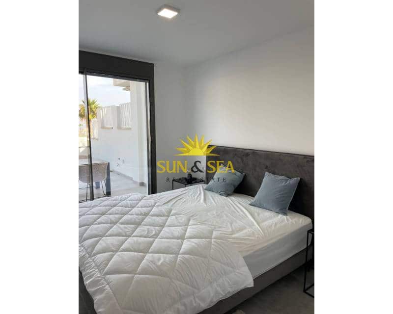 3 quarto Apartamento para arrendar em Finestrat com piscina garagem - 2 700 € (Ref: 9191646)