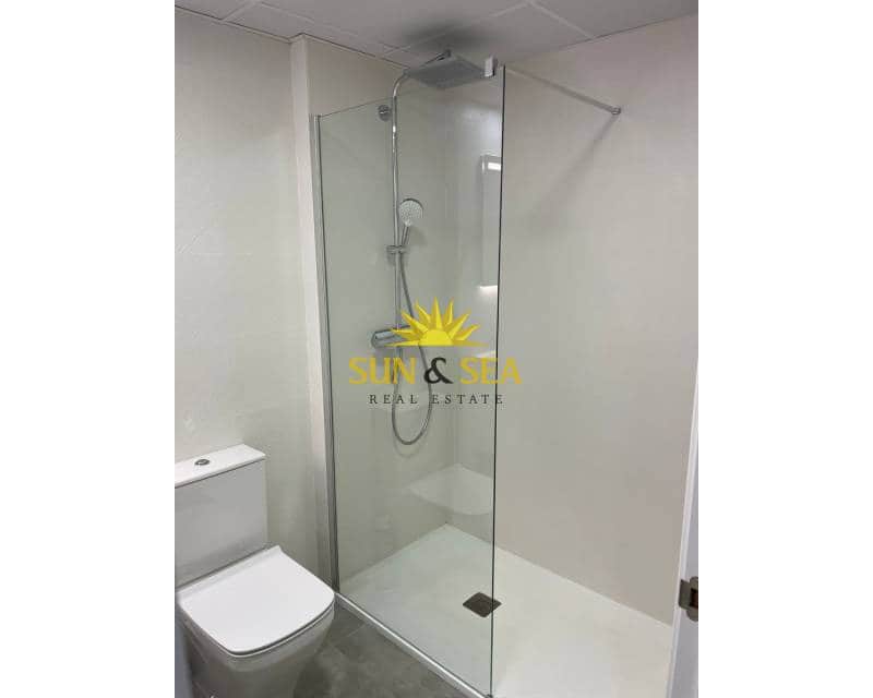 3 quarto Apartamento para arrendar em Finestrat com piscina garagem - 2 700 € (Ref: 9191646)