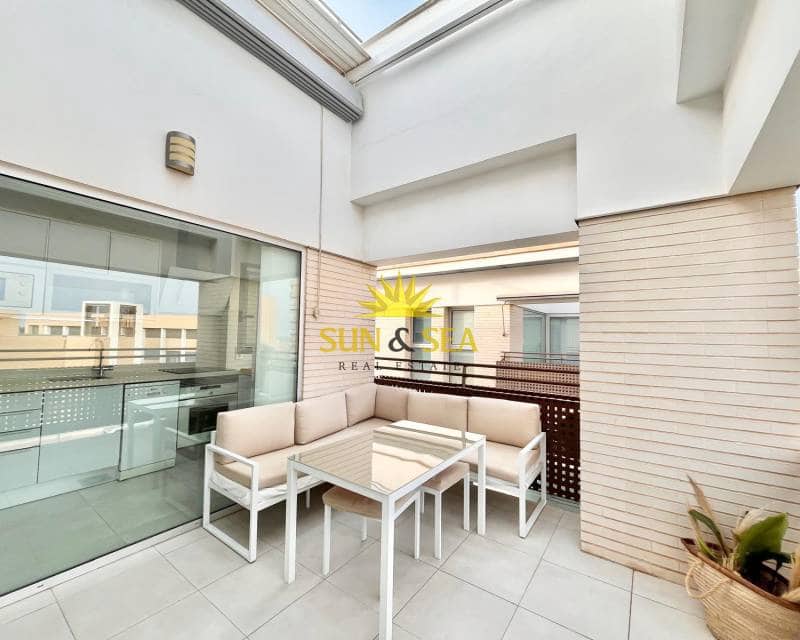 2 sypialnia Penthouse do wynajęcia w Santiago de la Ribera z basenem - 1 100 € (Ref: 9191647)