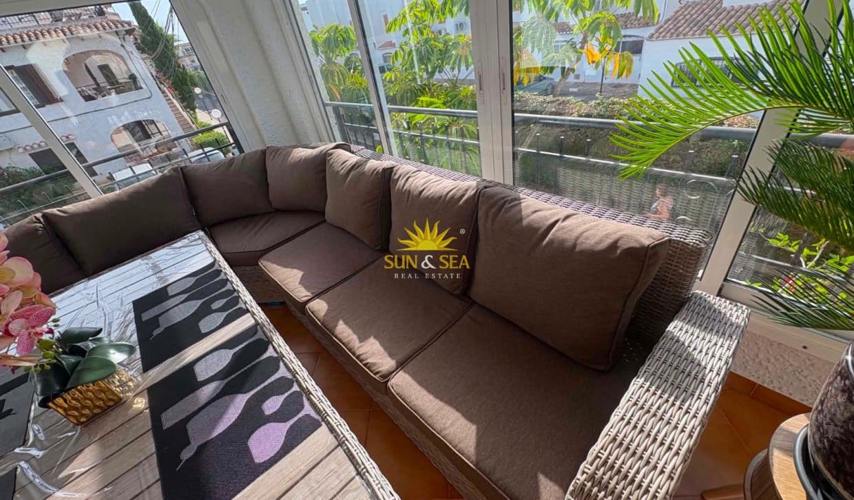 3 sovrum Lägenhet att hyra i Cabo Roig med pool - 1 500 € (Ref: 9191649)