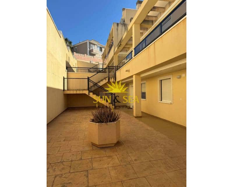 4 bedroom Apartment for rent in La Villajoyosa / Vila Joiosa with pool garage - € 1,800 (Ref: 9191903)