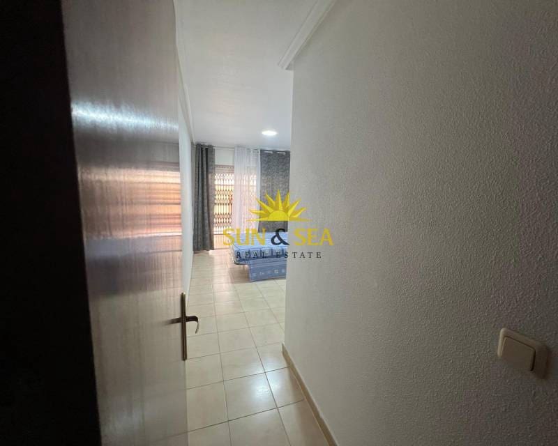 3 camera da letto Appartamento in vendita in Torrevieja con garage - 200.000 € (Rif: 9191904)