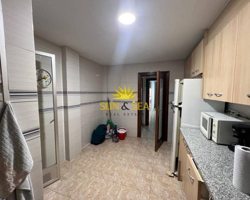 3 camera da letto Appartamento in vendita in Torrevieja con garage - 200.000 € (Rif: 9191904)