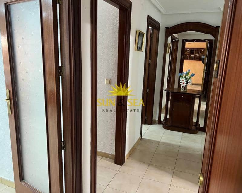 3 camera da letto Appartamento in vendita in Torrevieja con garage - 200.000 € (Rif: 9191904)