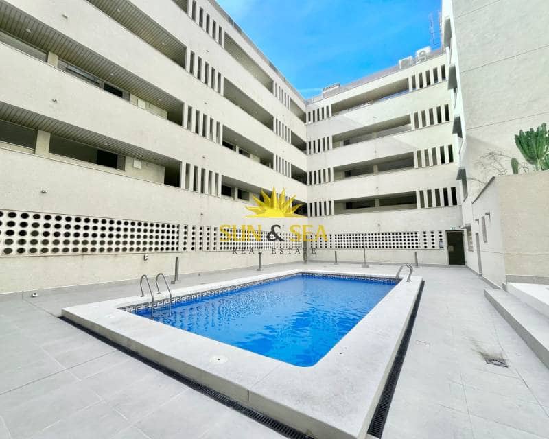 Apartamento de 1 habitación en Torrevieja en alquiler - 700 € (Ref: 9194755)