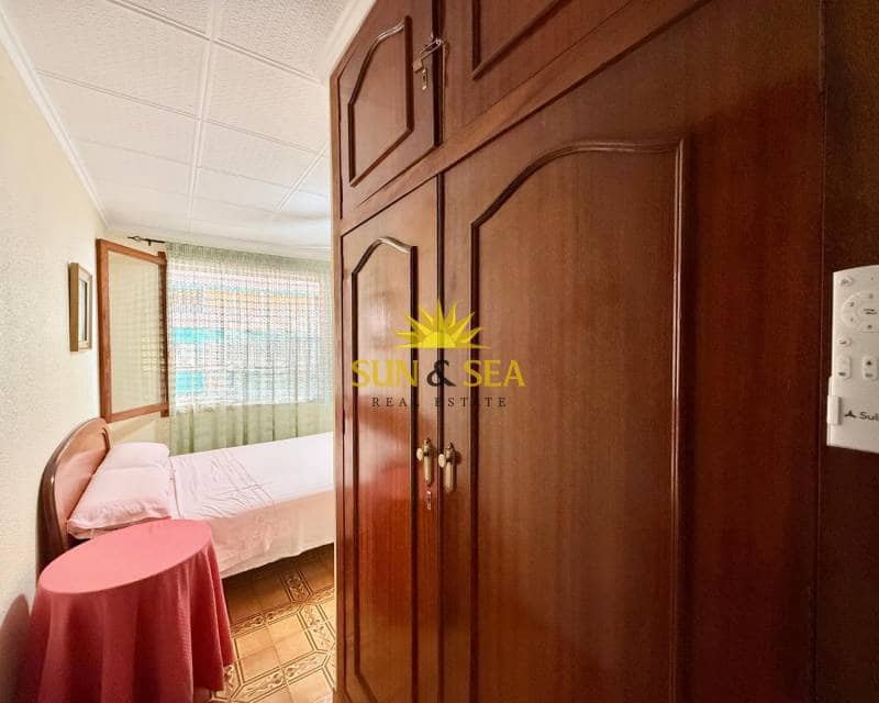 3 Zimmer Ferienapartment in Torrevieja mit Pool - 750 € (Ref: 9194890)