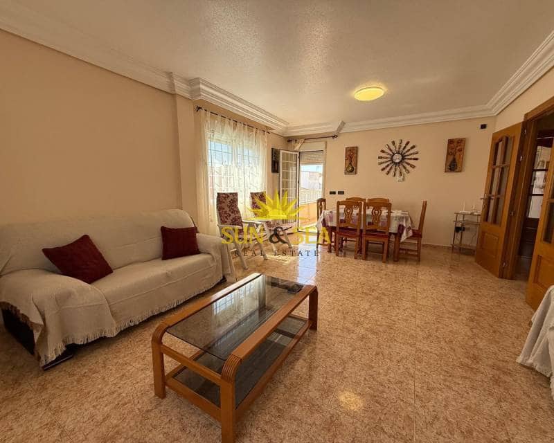 3 soveværelse Lejlighed til leje i Los Cuarteros - € 900 (Ref: 9201083)