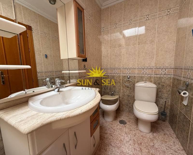 3 soveværelse Lejlighed til leje i Los Cuarteros - € 900 (Ref: 9201083)