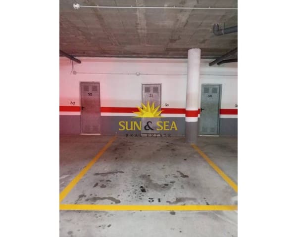 2 bedroom Apartment for rent in La Manga del Mar Menor with pool garage - € 600 (Ref: 9201084)