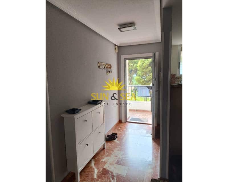 2 soveværelse Lejlighed til leje i Playa de San Juan med swimmingpool - € 1.350 (Ref: 9201085)