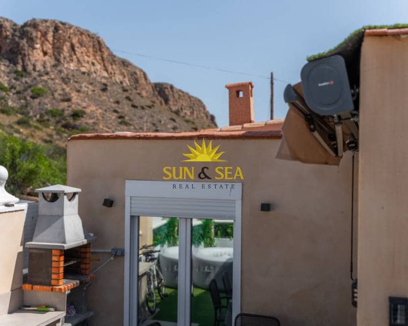 1 soveværelse Lejlighed til leje i Santa Pola - € 750 (Ref: 9201087)