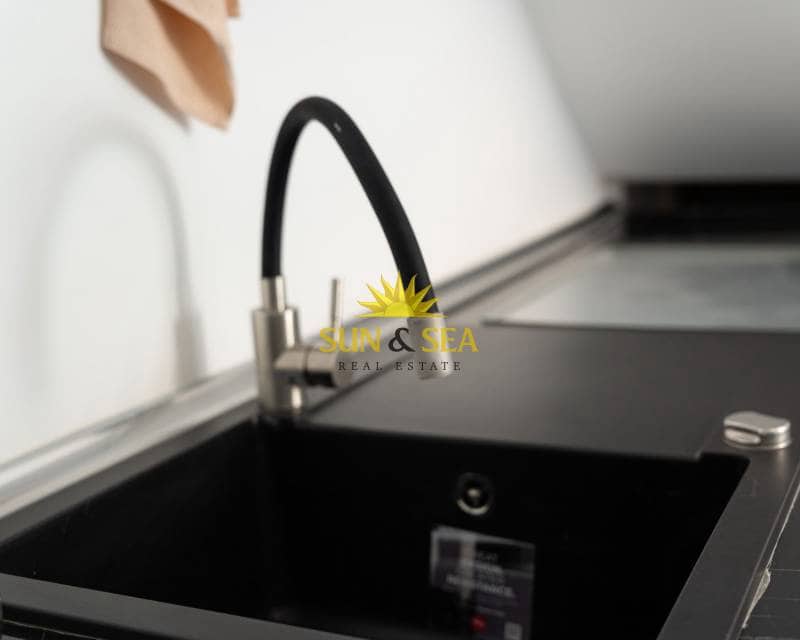 1 soveværelse Lejlighed til leje i Santa Pola - € 750 (Ref: 9201087)