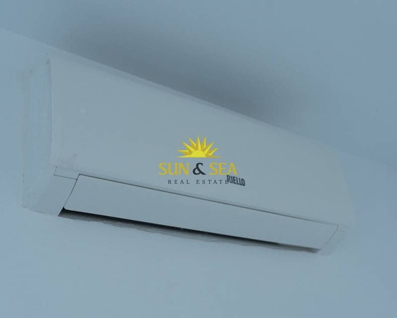 1 soveværelse Lejlighed til leje i Santa Pola - € 750 (Ref: 9201087)