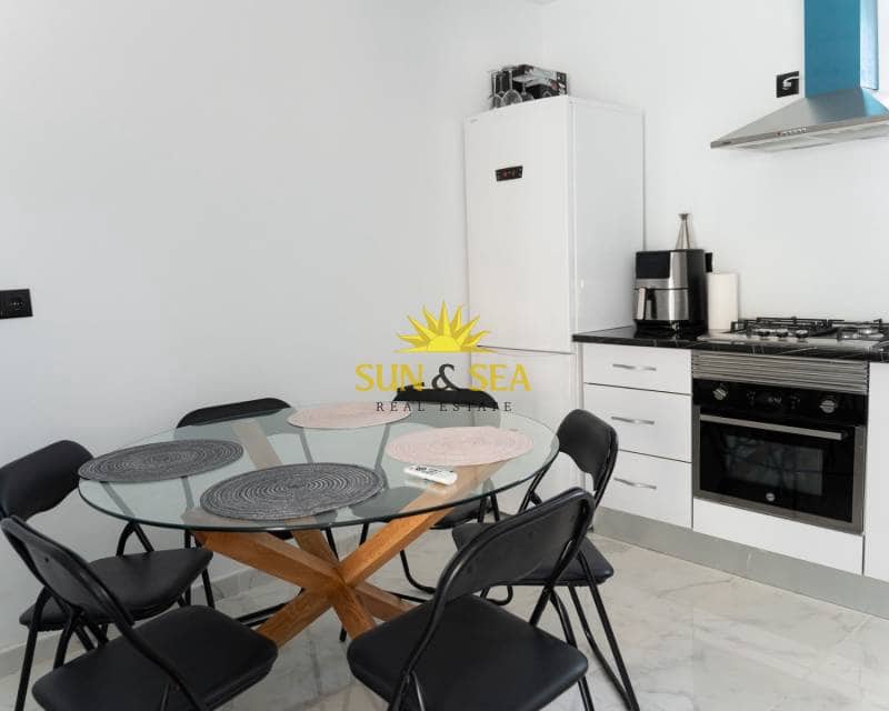 1 soveværelse Lejlighed til leje i Santa Pola - € 750 (Ref: 9201087)