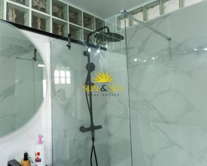 1 soveværelse Lejlighed til leje i Santa Pola - € 750 (Ref: 9201087)