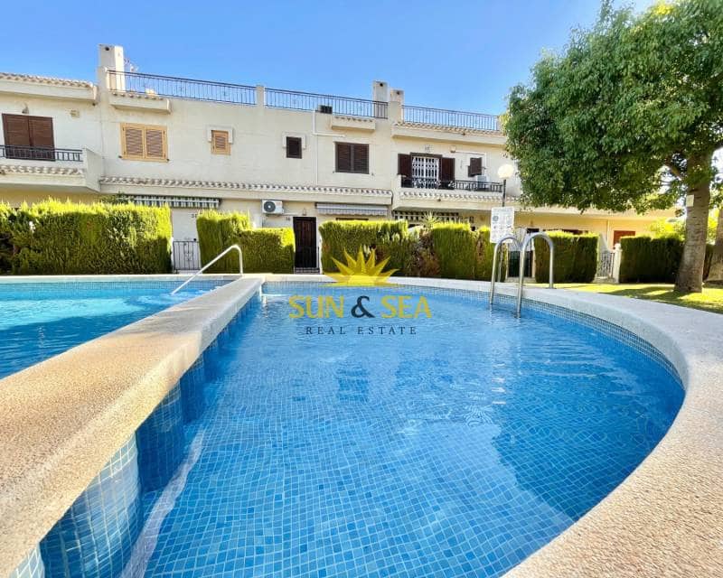 2 bedroom Villa for rent in Orihuela Costa with pool garage - € 800 (Ref: 9203338)