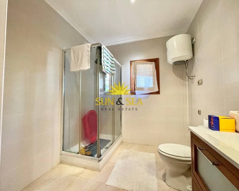 2 bedroom Villa for rent in Orihuela Costa with pool garage - € 800 (Ref: 9203338)