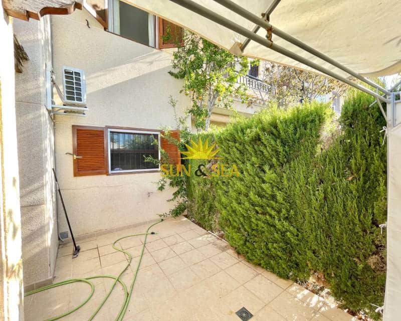 2 bedroom Villa for rent in Orihuela Costa with pool garage - € 800 (Ref: 9203338)