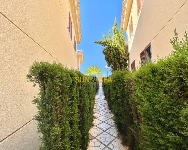 2 bedroom Villa for rent in Orihuela Costa with pool garage - € 800 (Ref: 9203338)