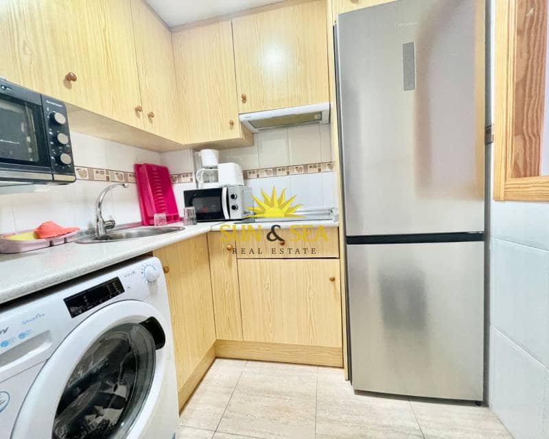 Appartement de 1 chambre à louer à Torrevieja avec garage - 530 € (Ref: 9204033)
