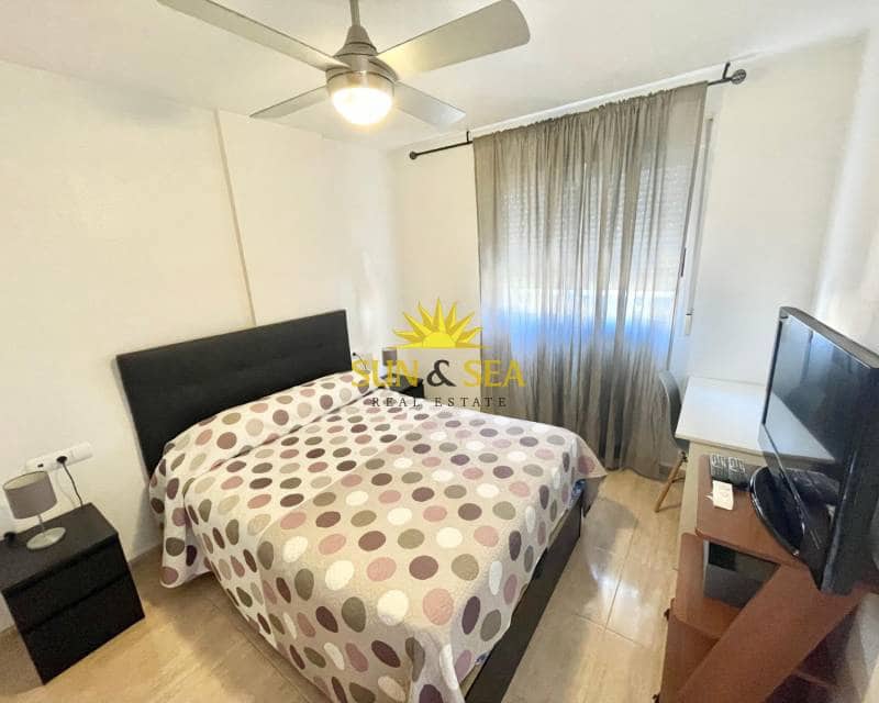 Appartement de 1 chambre à louer à Torrevieja avec garage - 530 € (Ref: 9204033)