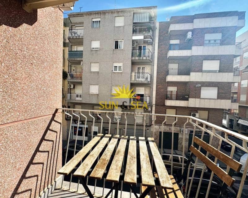 2 soveværelse Lejlighed til leje i Elche / Elx - € 800 (Ref: 9204098)