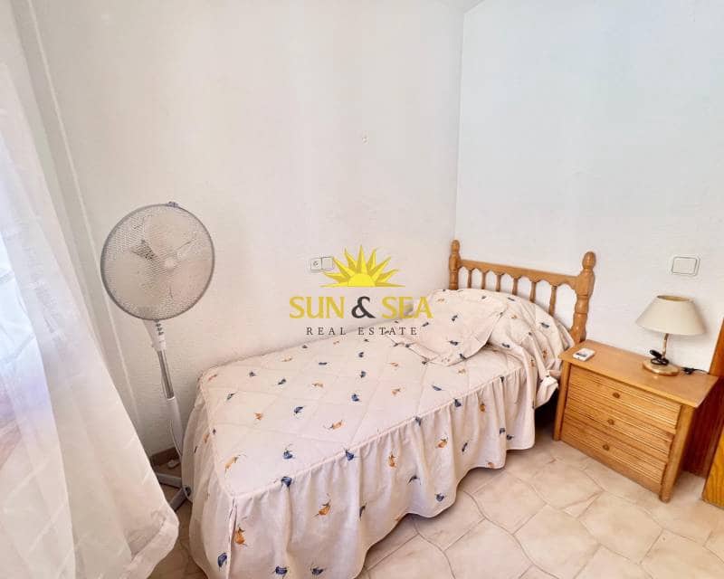 2 sovrum Lägenhet att hyra i El Chaparral med pool - 850 € (Ref: 9204995)