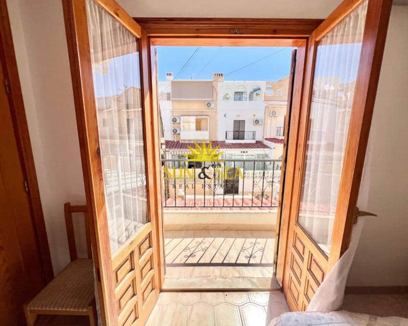 2 sovrum Lägenhet att hyra i El Chaparral med pool - 850 € (Ref: 9204995)