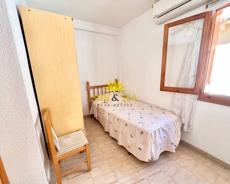2 sovrum Lägenhet att hyra i El Chaparral med pool - 850 € (Ref: 9204995)