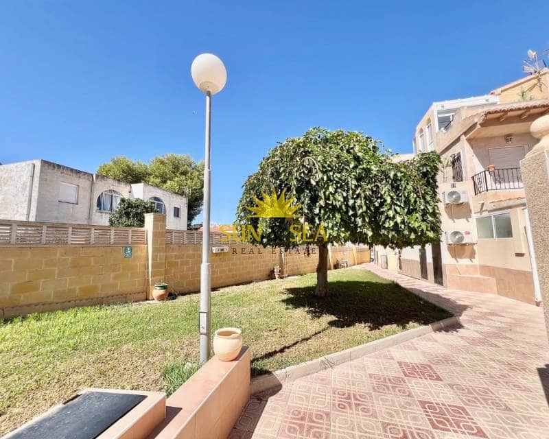 2 sovrum Lägenhet att hyra i El Chaparral med pool - 850 € (Ref: 9204995)