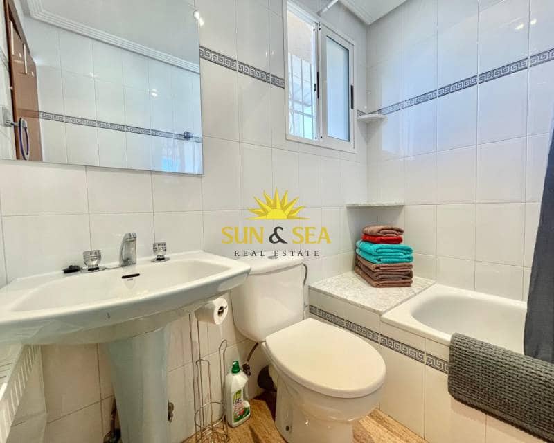Casa de 3 habitaciones en Los Narejos en alquiler - 800 € (Ref: 9205739)