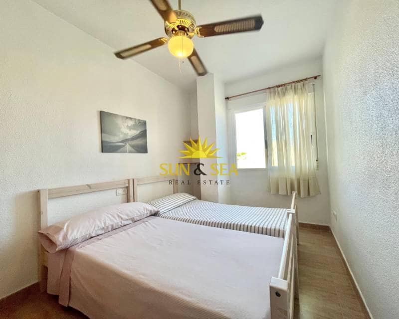 Casa de 3 habitaciones en Los Narejos en alquiler - 800 € (Ref: 9205739)