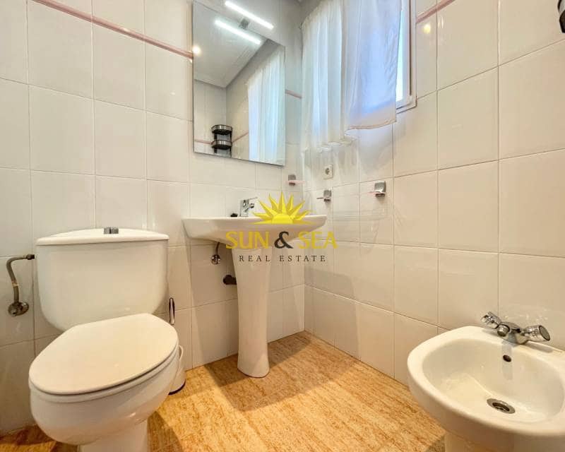 Casa de 3 habitaciones en Los Narejos en alquiler - 800 € (Ref: 9205739)