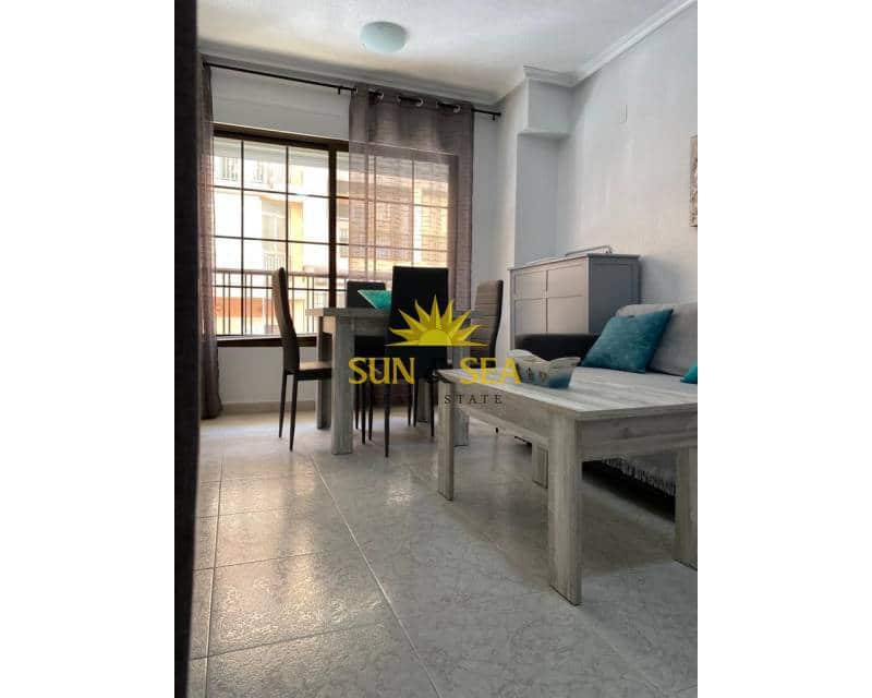 1 bedroom Apartment for rent in Guardamar del Segura with pool - € 625 (Ref: 9206108)