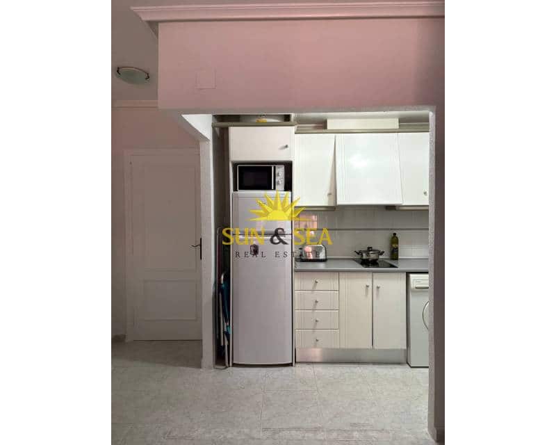 1 bedroom Apartment for rent in Guardamar del Segura with pool - € 625 (Ref: 9206108)