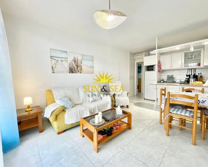 2 soveværelse Lejlighed til leje i Los Cuarteros med garage - € 550 (Ref: 9215852)