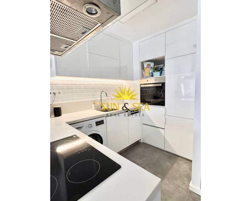 2 sypialnia Apartament do wynajęcia w Campoamor z basenem - 1 000 € (Ref: 9219387)