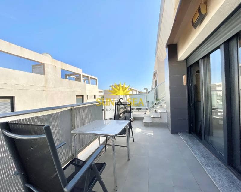 2 quarto Apartamento para arrendar em Pilar de la Horadada com piscina - 1 800 € (Ref: 9220371)