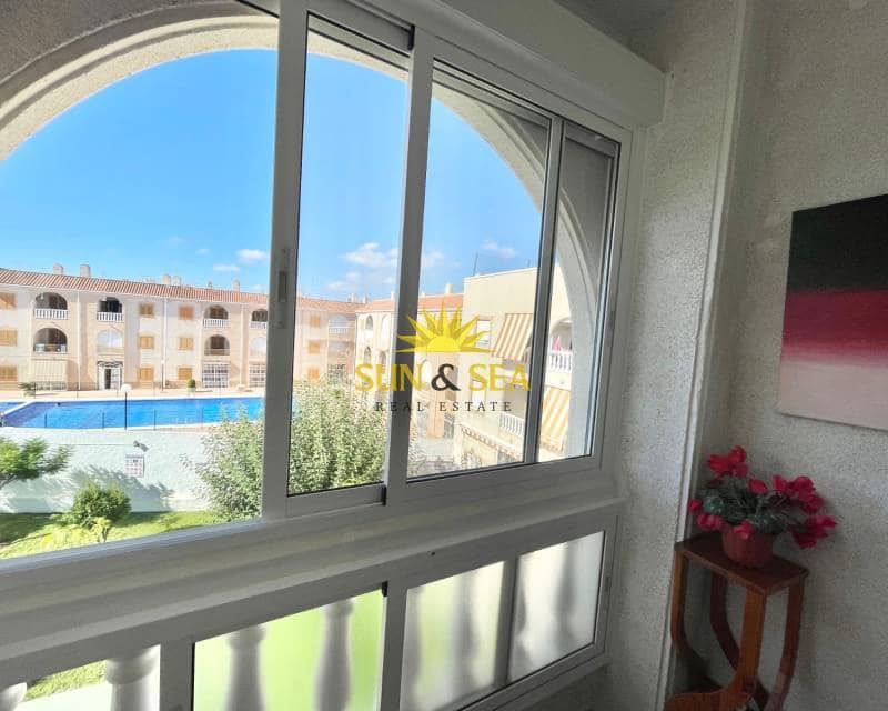 1 sypialnia Apartament do wynajęcia w Torrevieja z basenem - 650 € (Ref: 9231081)