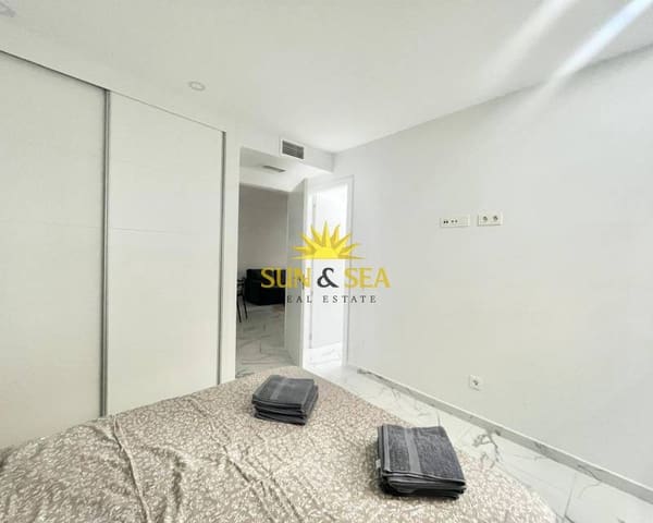 2 bedroom Apartment for rent in Las Piscinas Naturales, Torrevieja with pool - € 1,300 (Ref: 9234933)