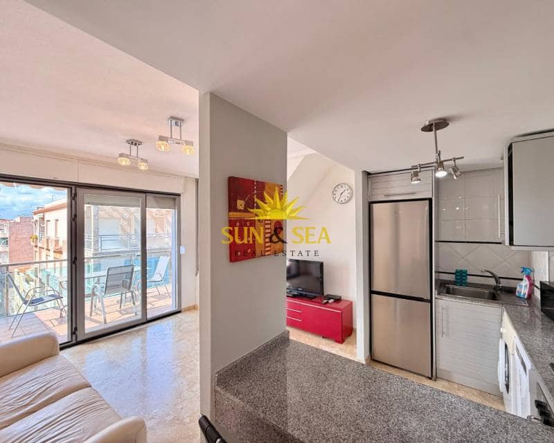2 bedroom Penthouse for rent in Torrevieja - € 1,200 (Ref: 9235297)