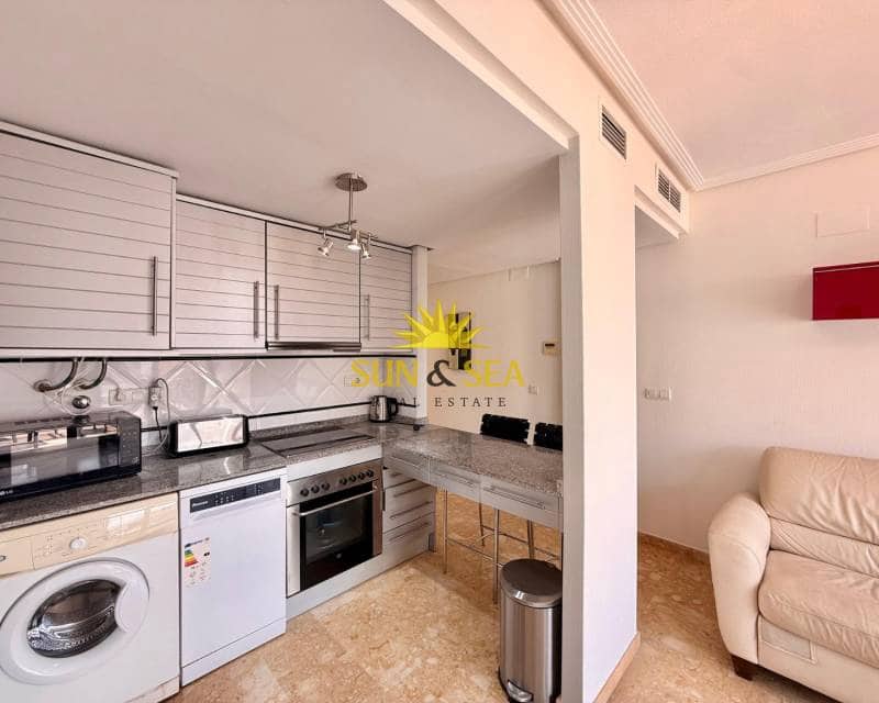 2 bedroom Penthouse for rent in Torrevieja - € 1,200 (Ref: 9235297)