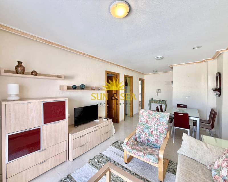 2 soveværelse Penthouse til leje i Torrevieja med garage - € 800 (Ref: 9239328)