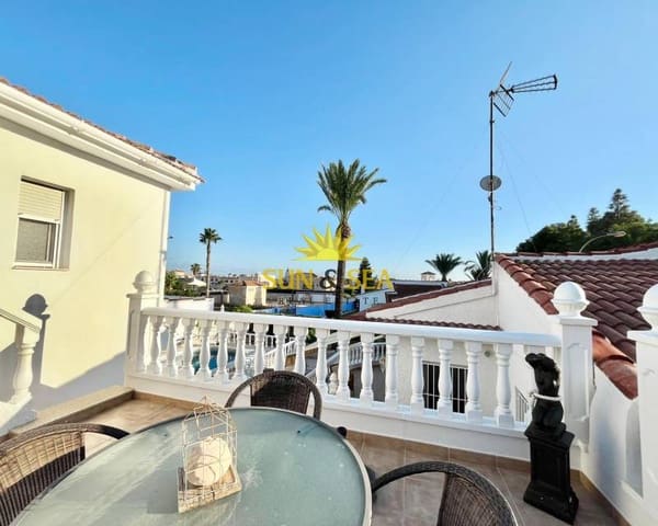 3 soveværelse Villa til salg i Ciudad Quesada, Rojales med swimmingpool garage - € 520.000 (Ref: 9244461)