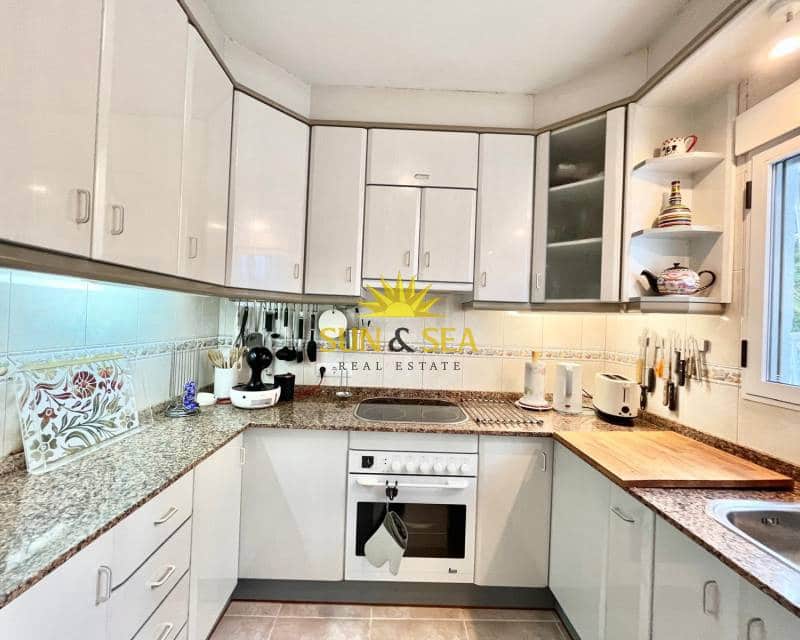 3 soveværelse Villa til salg i Ciudad Quesada med swimmingpool garage - € 520.000 (Ref: 9244461)