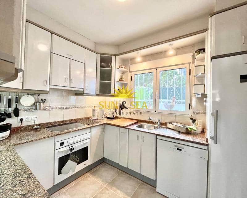 3 soveværelse Villa til salg i Ciudad Quesada med swimmingpool garage - € 520.000 (Ref: 9244461)