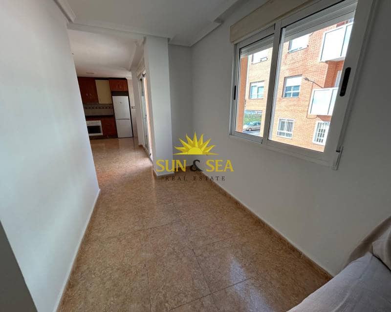 2 Zimmer Apartment zu vermieten in Los Montesinos - 750 € (Ref: 9249508)